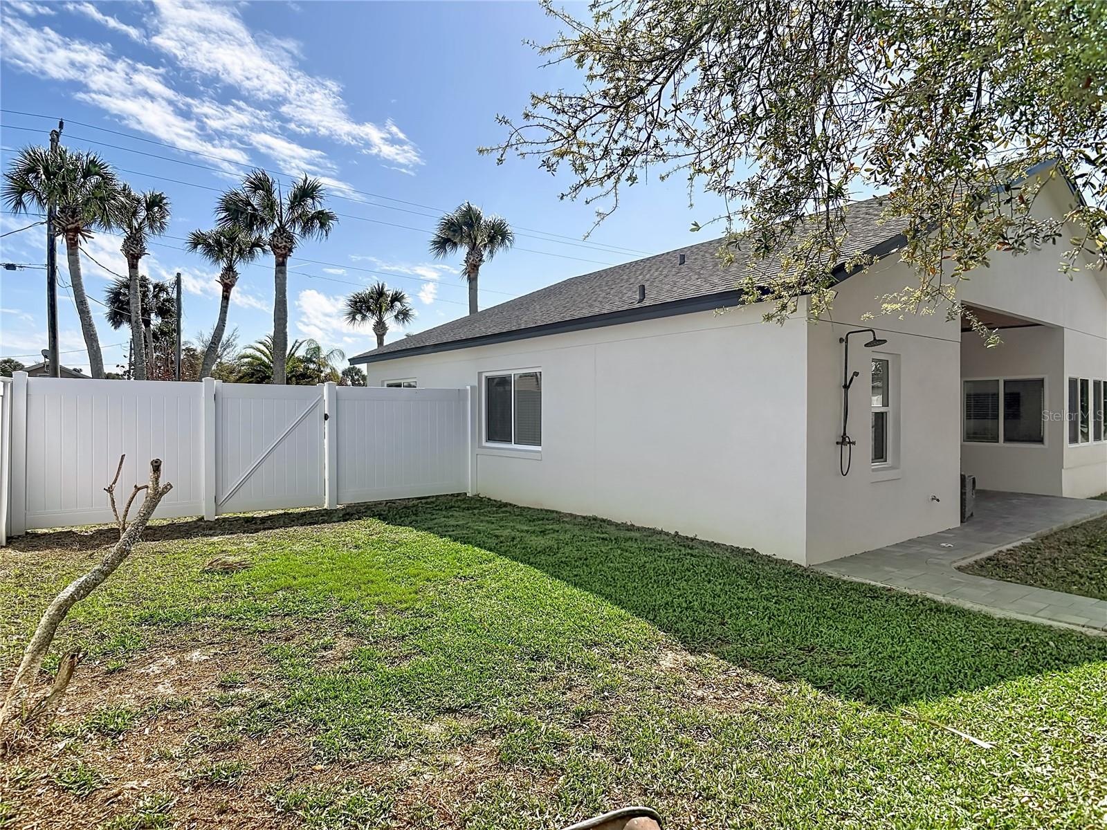 Image 36 of 43 For 214 Condict Drive