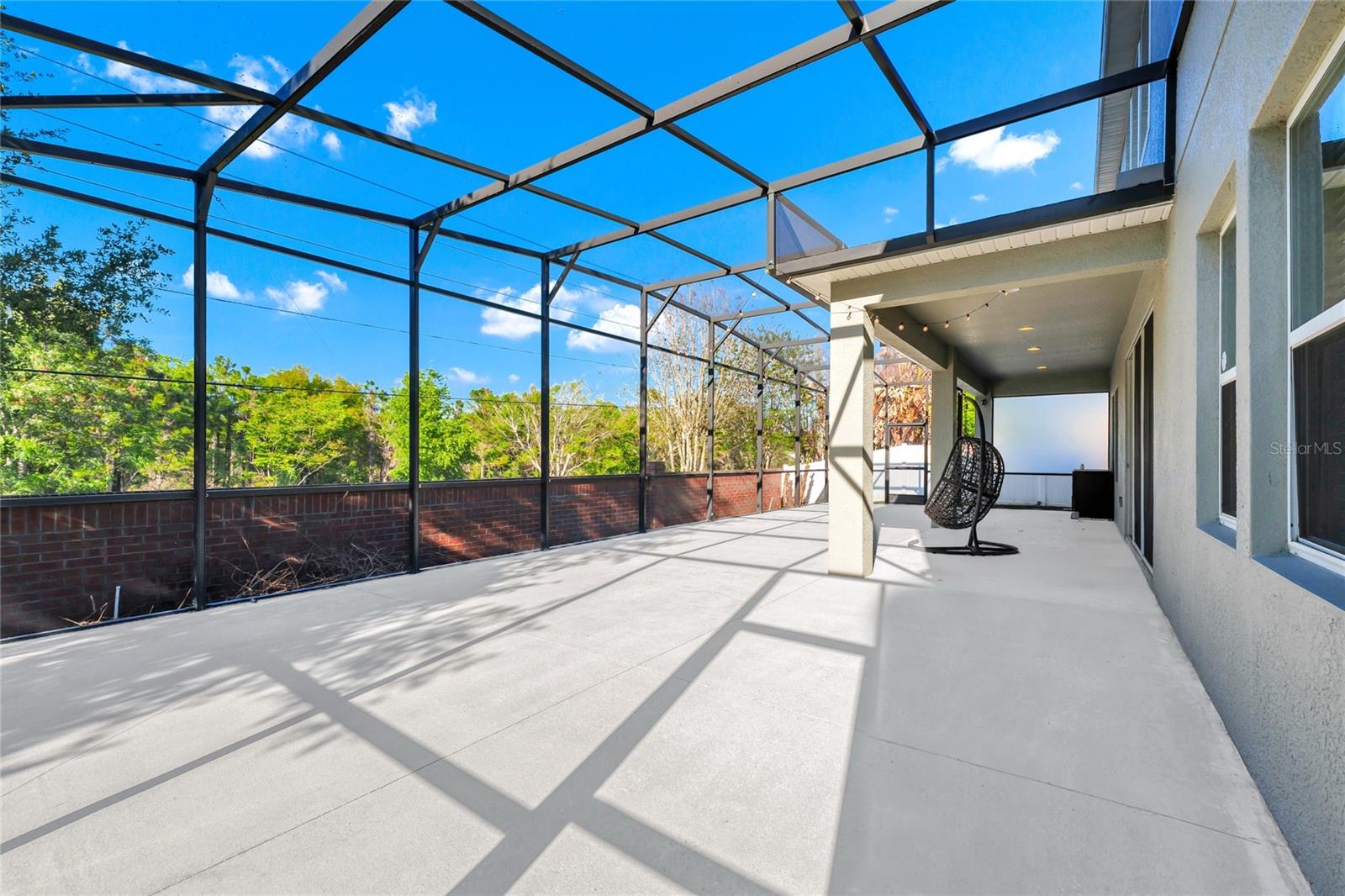 Image 16 of 20 For 15558 Sandfield Loop