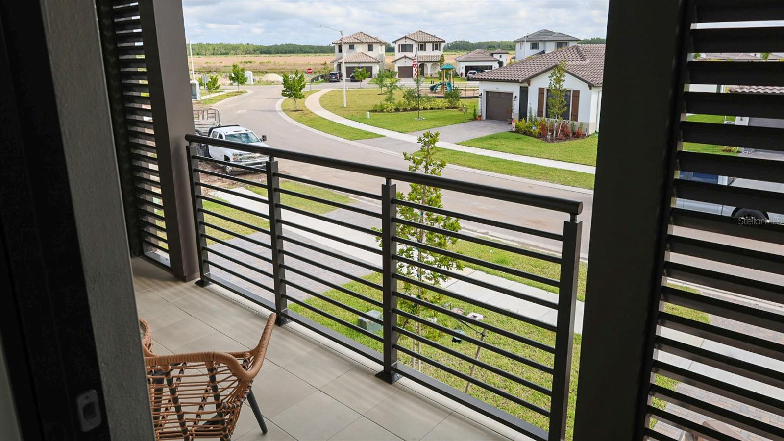 Listing photo id 27 for 5868 Agostino Way