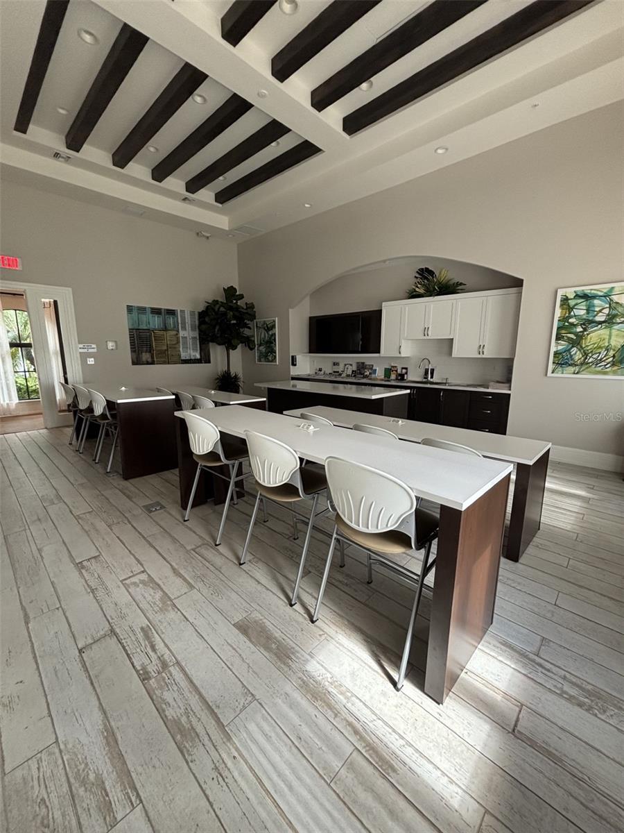 Listing photo id 42 for 5868 Agostino Way