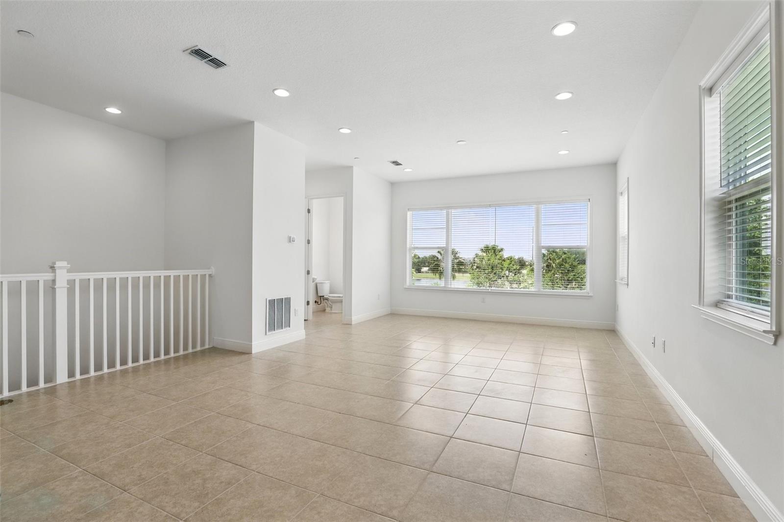 Image 5 of 20 For 9820 Bucklow Hill Drive