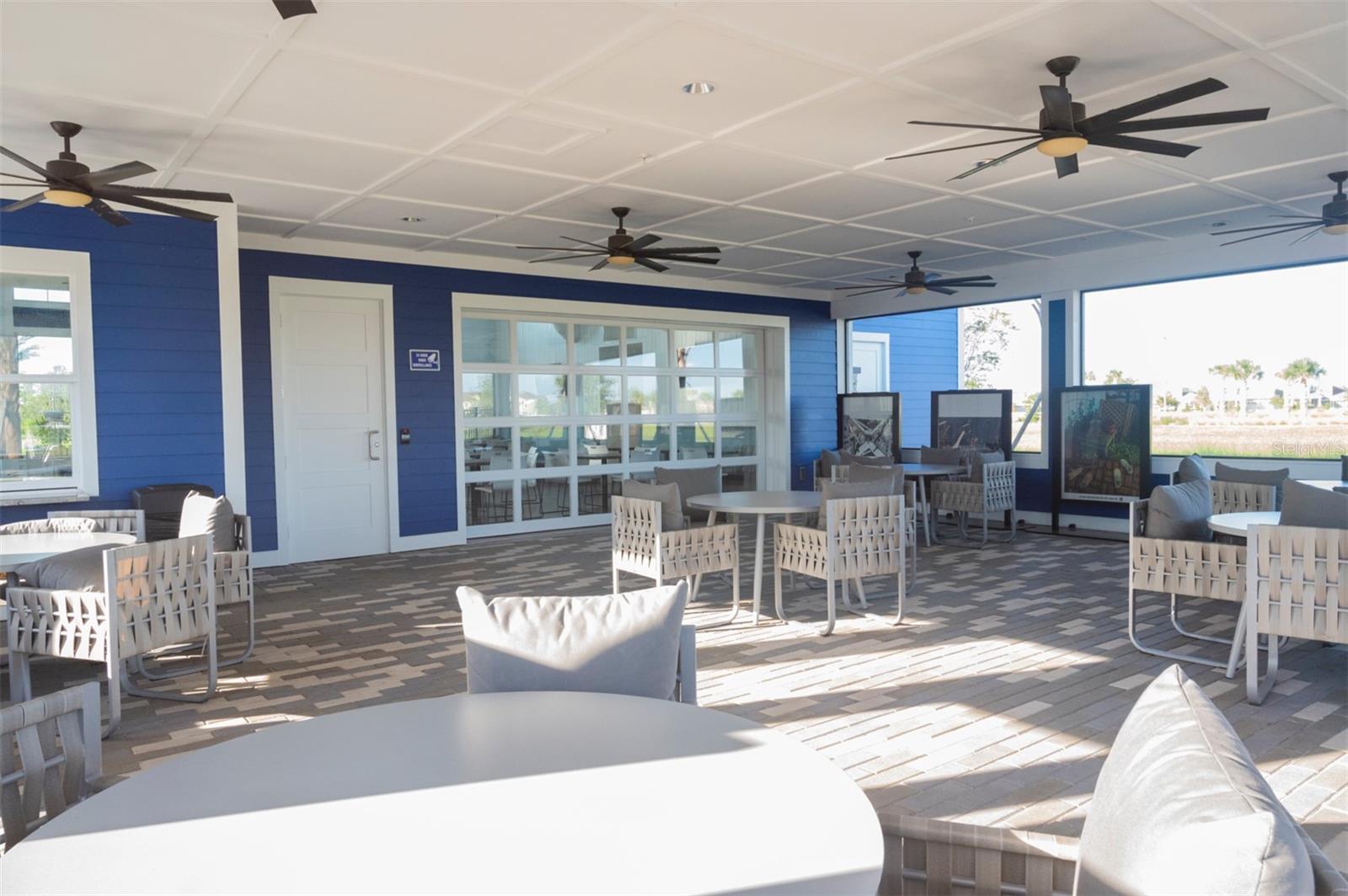 Image 17 of 49 For 10023 Gazebo Alley