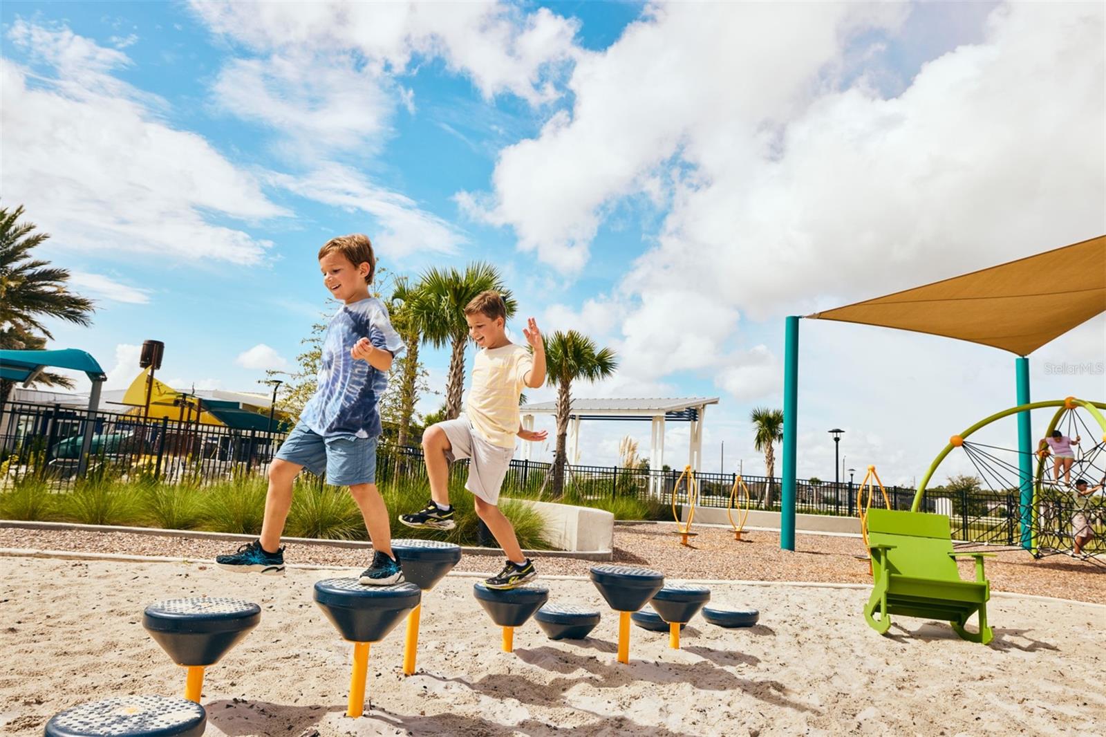 Image 18 of 49 For 10023 Gazebo Alley