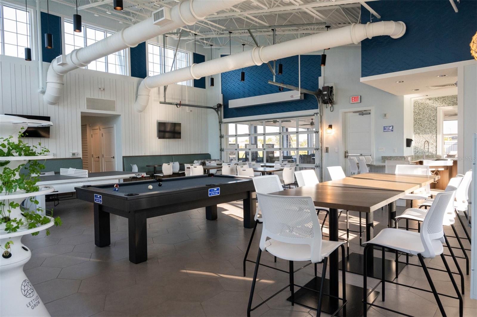 Image 19 of 49 For 10023 Gazebo Alley