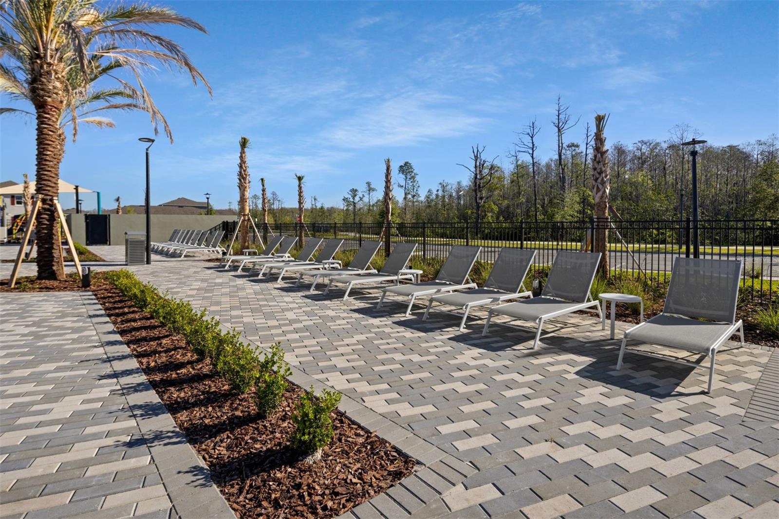 Image 31 of 49 For 10023 Gazebo Alley