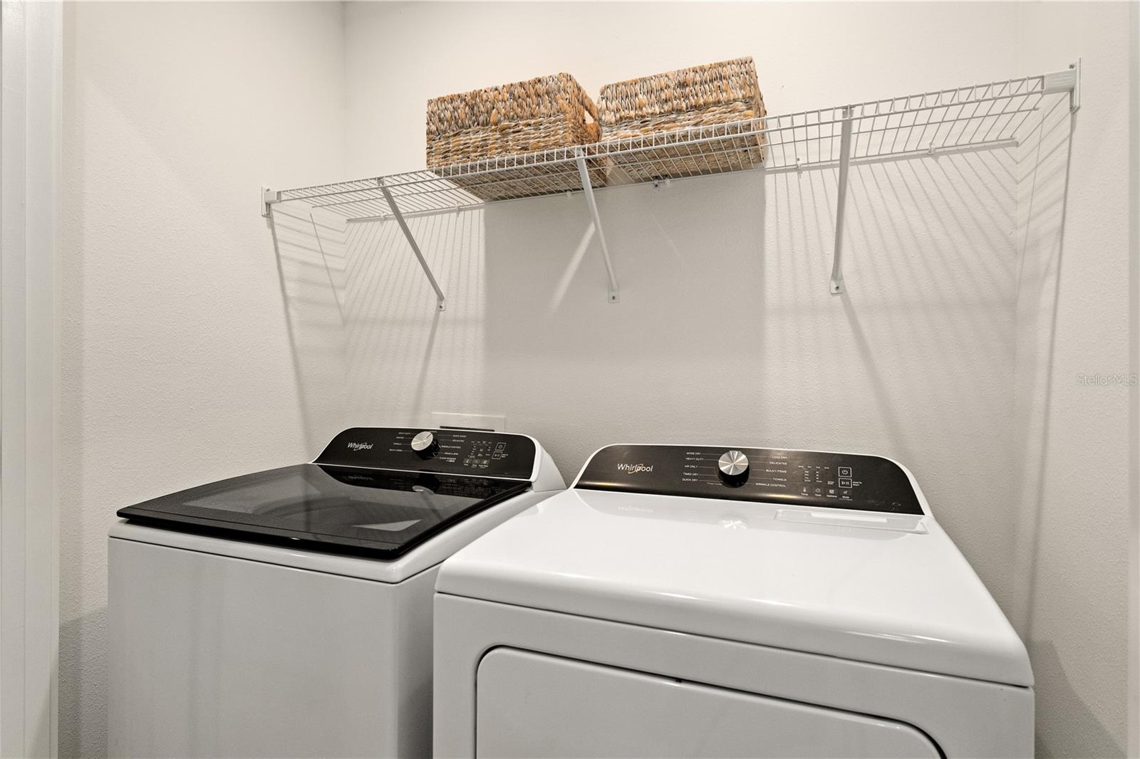 Image 9 of 49 For 10023 Gazebo Alley