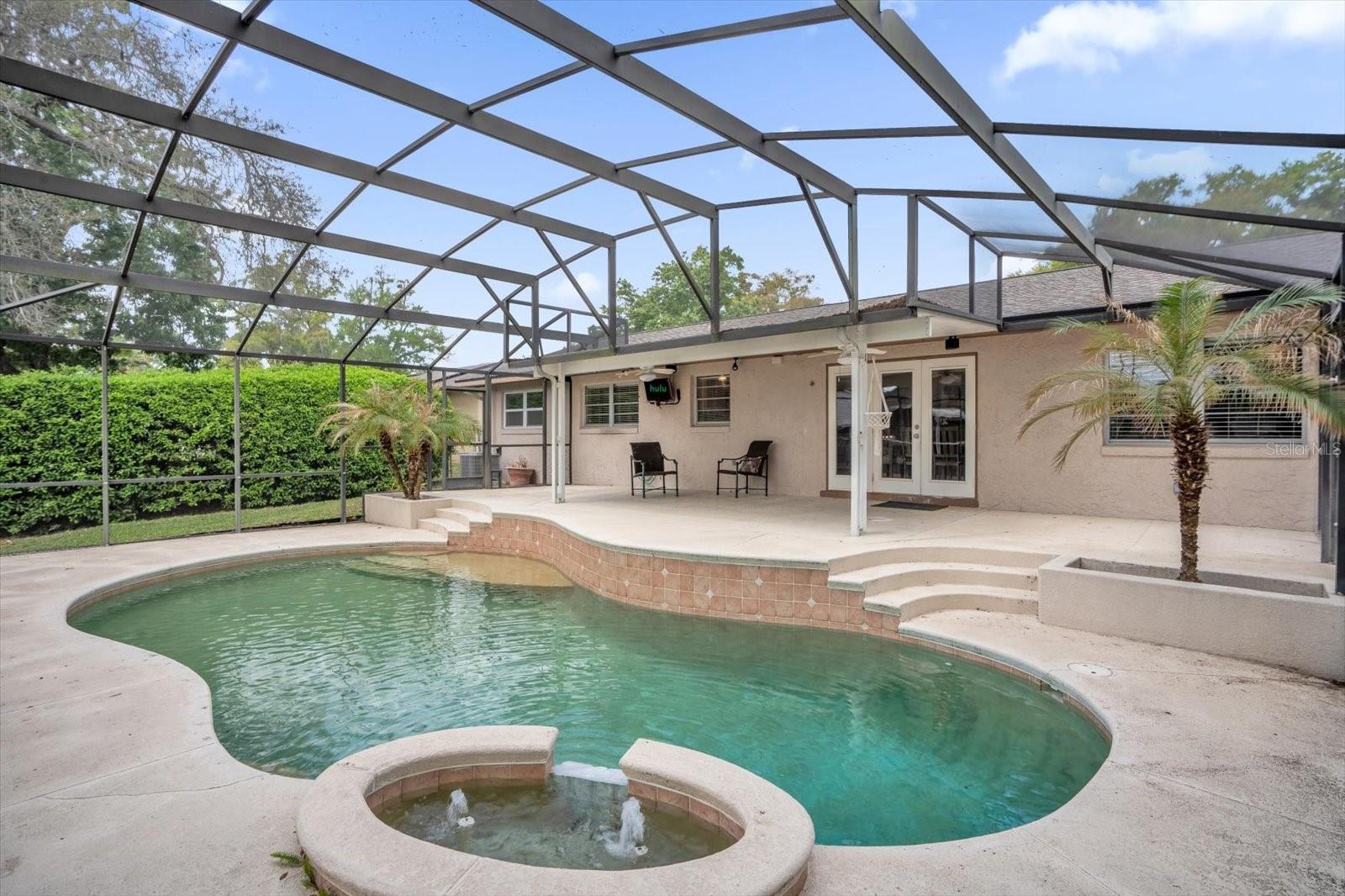 Image 25 of 40 For 606 Iris Street