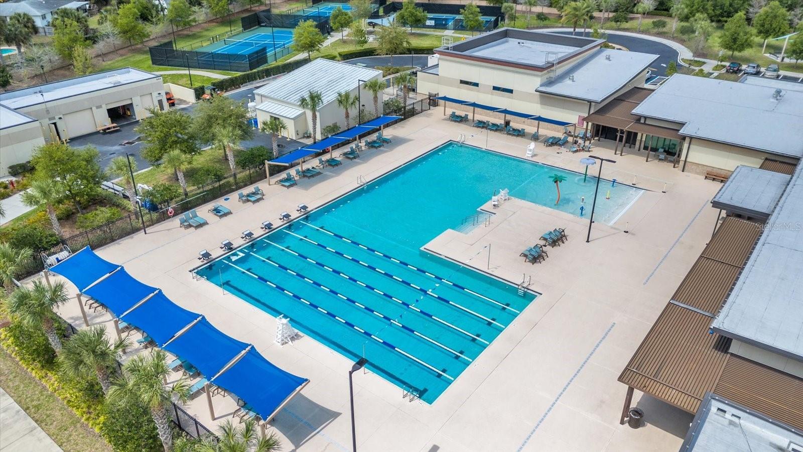 Image 35 of 40 For 606 Iris Street