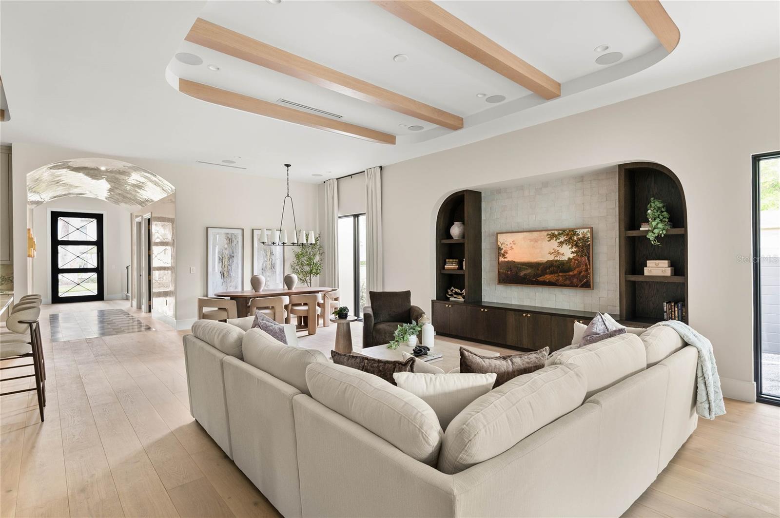 Image 16 of 81 For 150 Dana Way