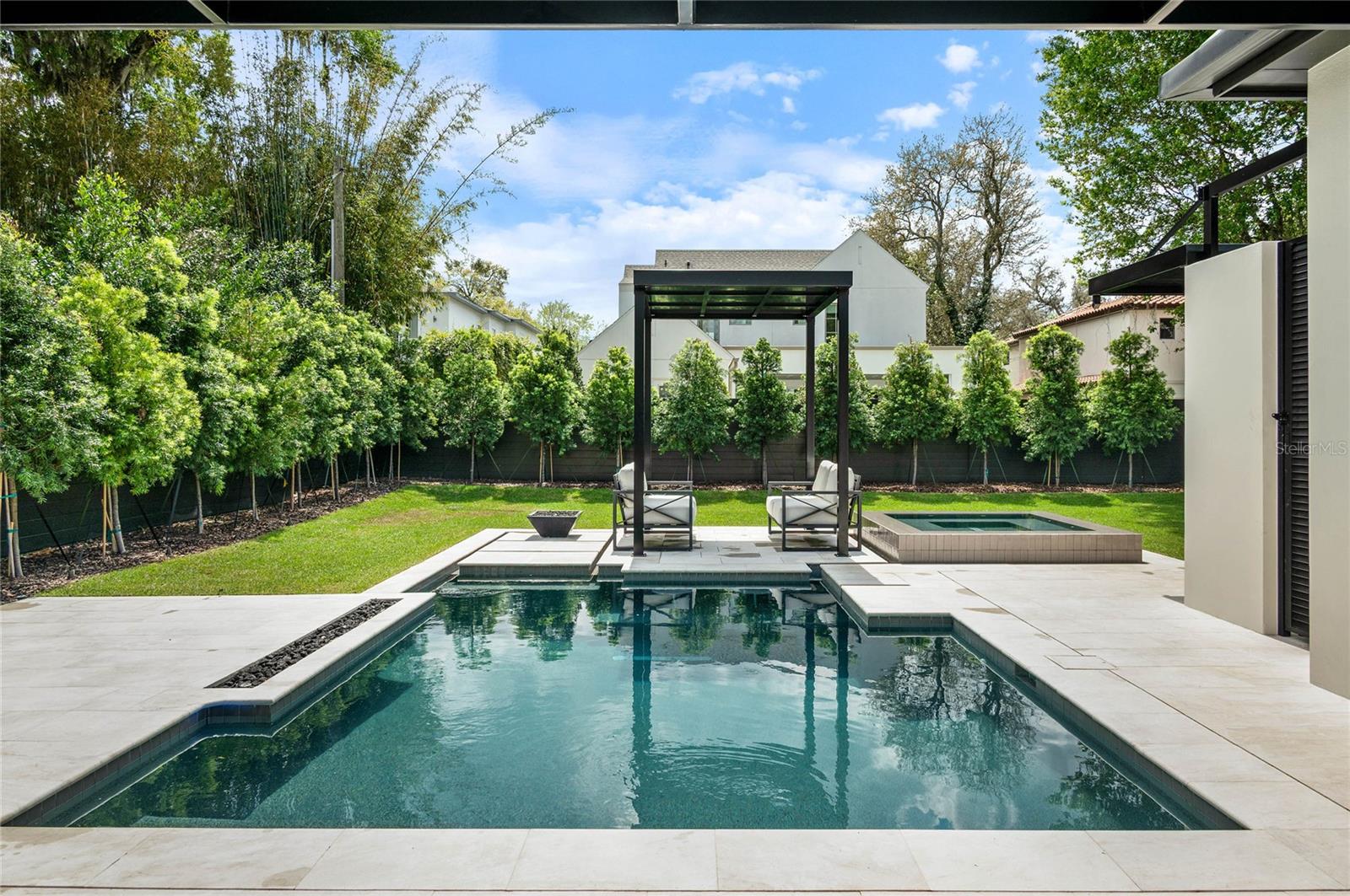 Image 33 of 81 For 150 Dana Way