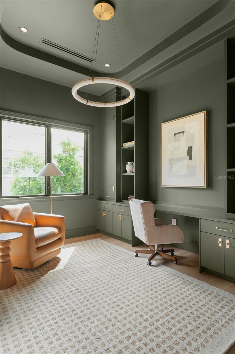 Image 49 of 81 For 150 Dana Way