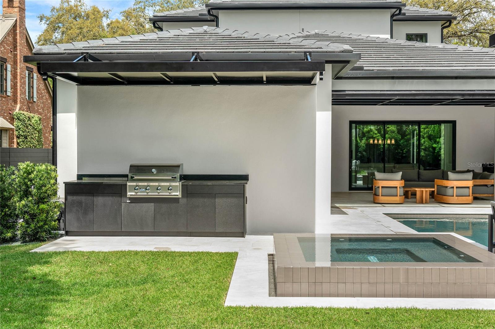 Image 71 of 81 For 150 Dana Way