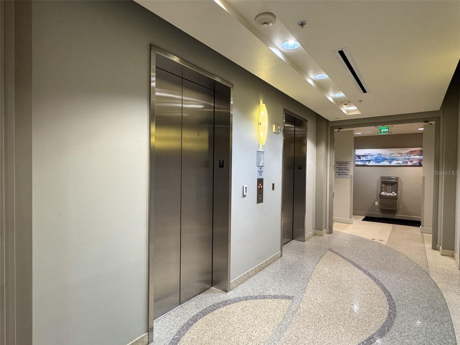 Image 14 of 30 For 150 Robinson Street 701