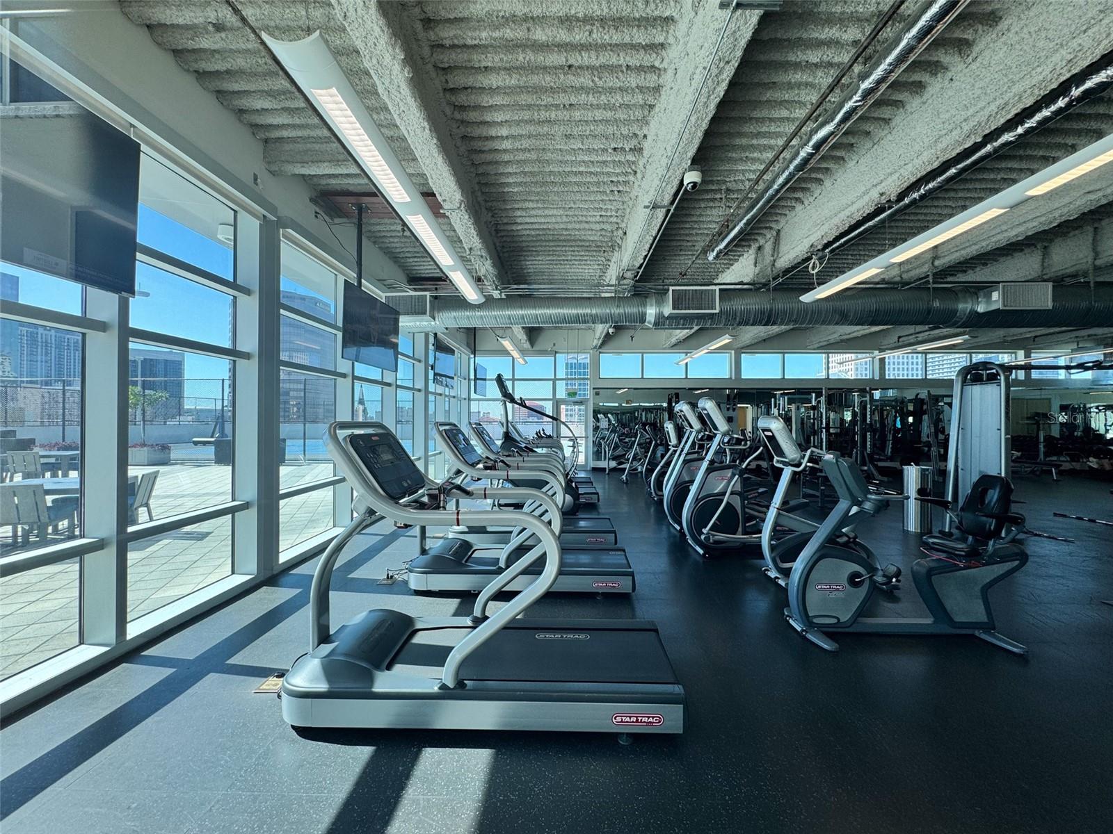 Image 27 of 30 For 150 Robinson Street 701