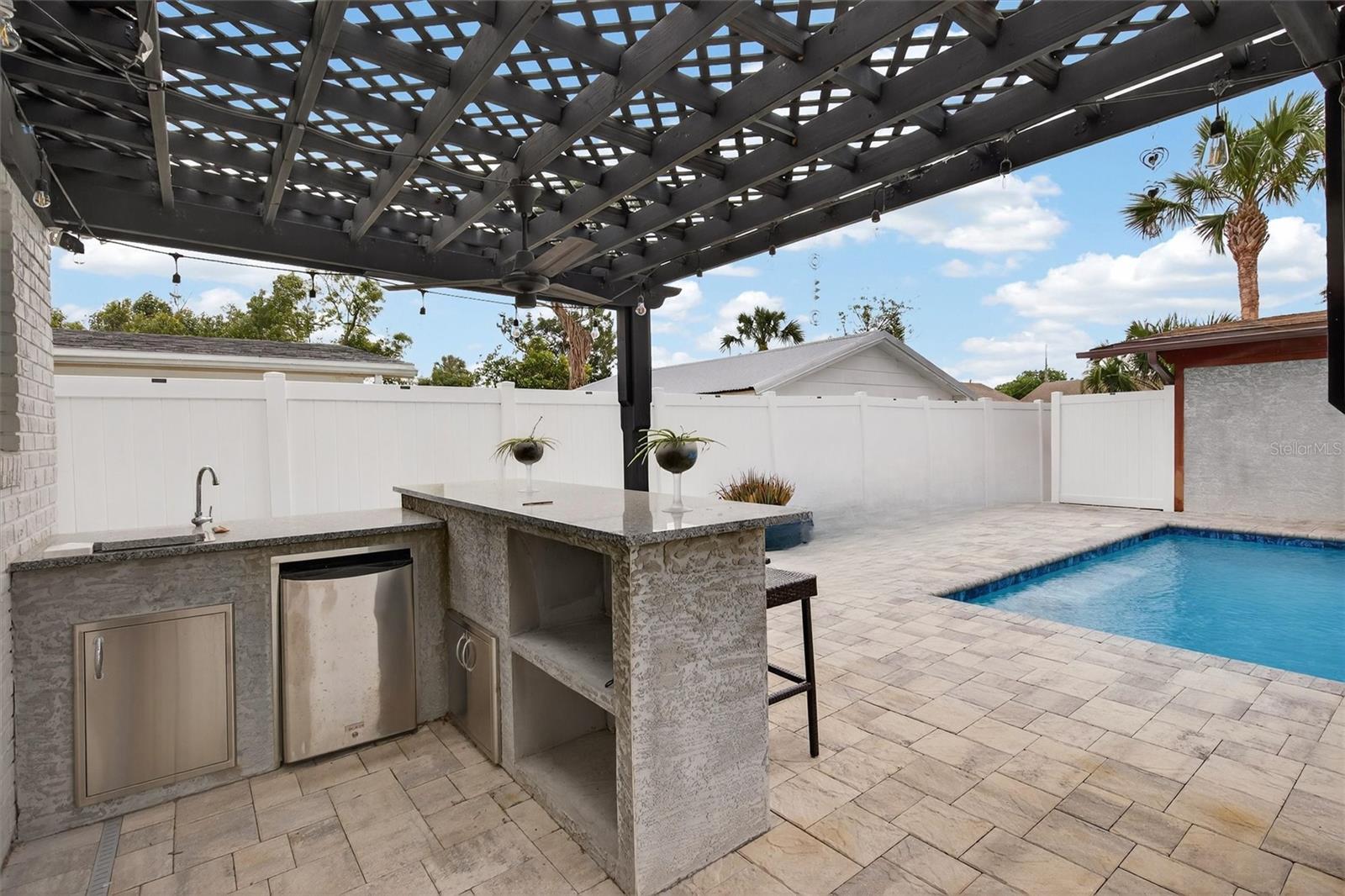 Image 14 of 37 For 344 Zelda Boulevard