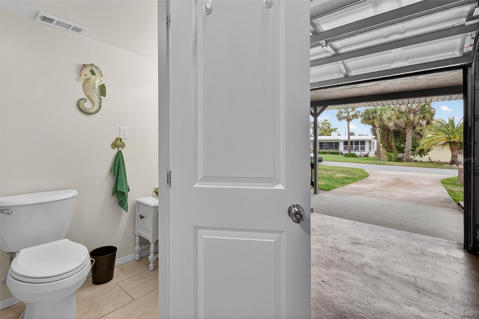 Image 22 of 37 For 344 Zelda Boulevard