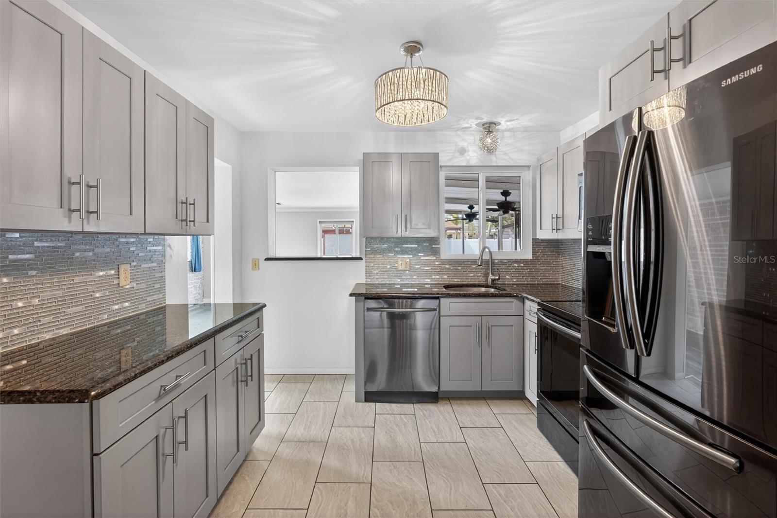 Image 27 of 37 For 344 Zelda Boulevard