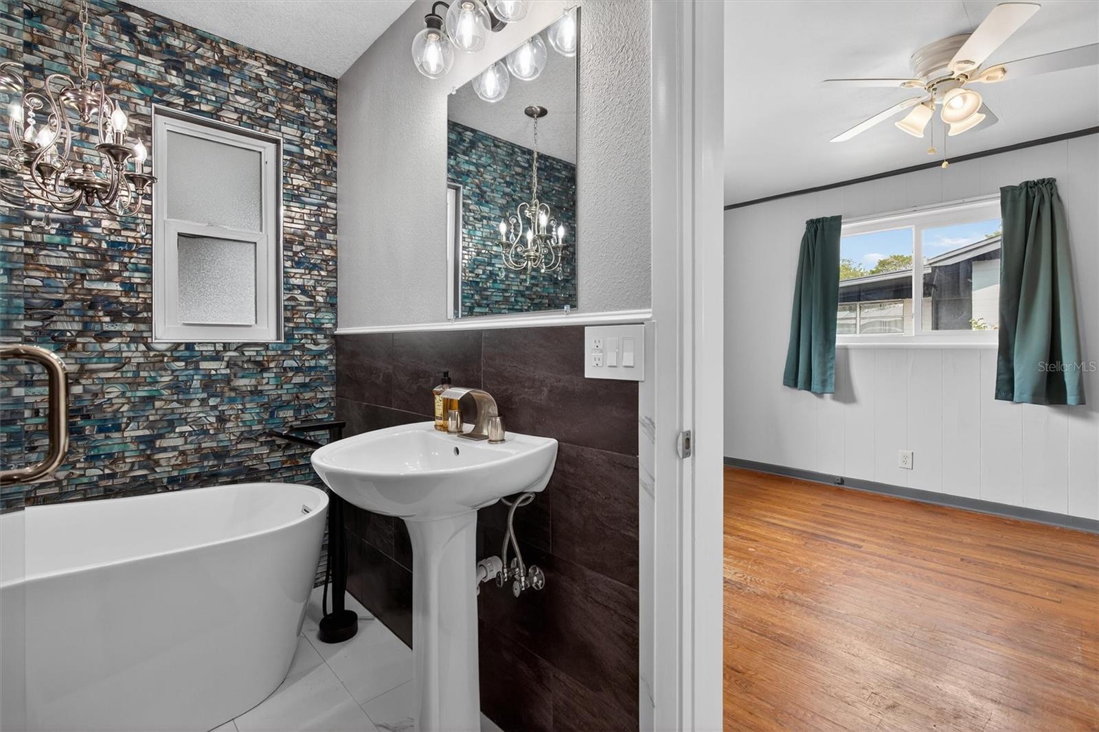 Image 35 of 37 For 344 Zelda Boulevard