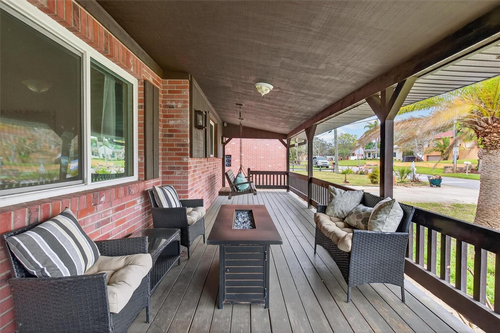 Image 4 of 37 For 344 Zelda Boulevard