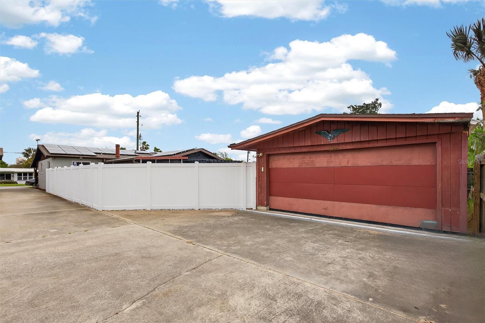 Image 8 of 37 For 344 Zelda Boulevard