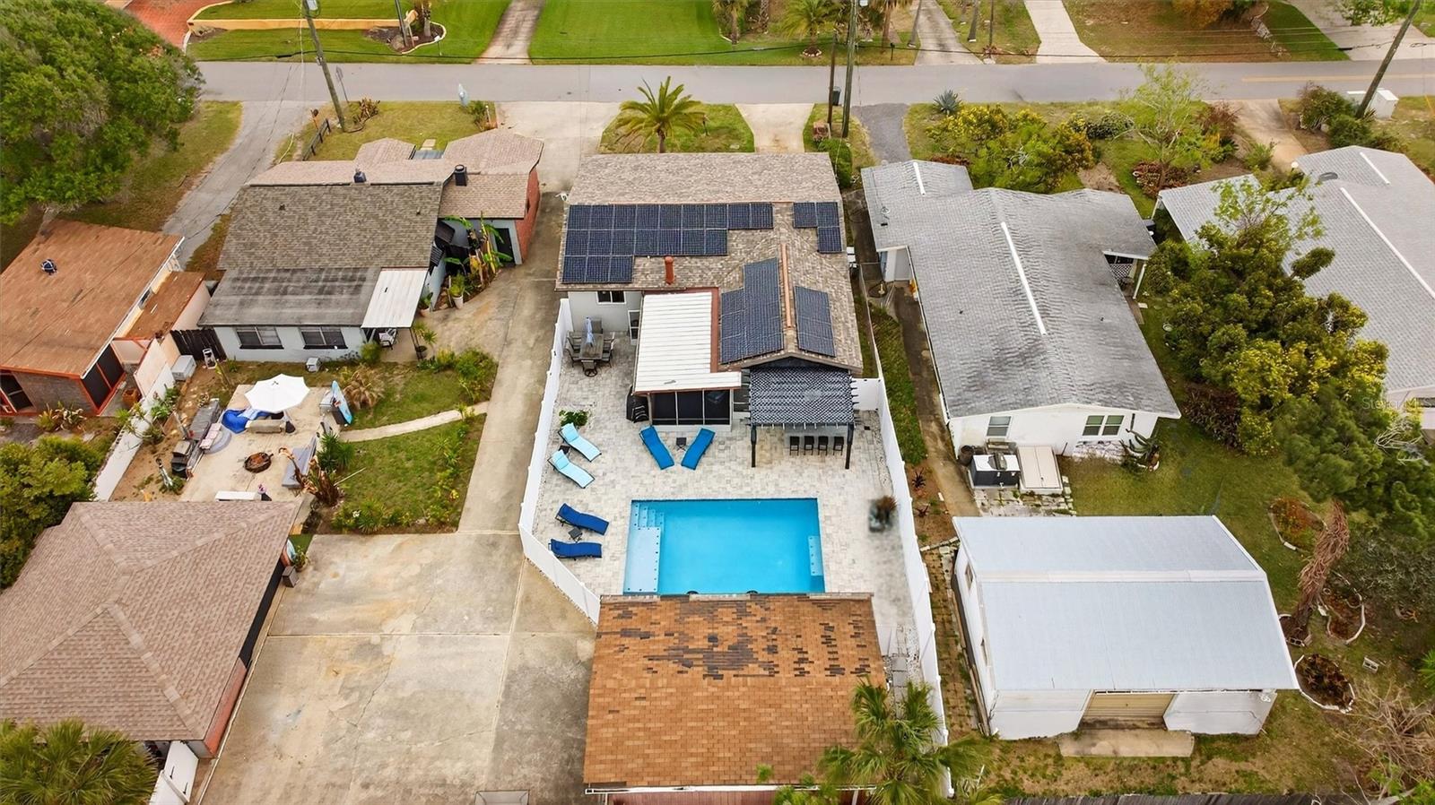 Image 9 of 37 For 344 Zelda Boulevard