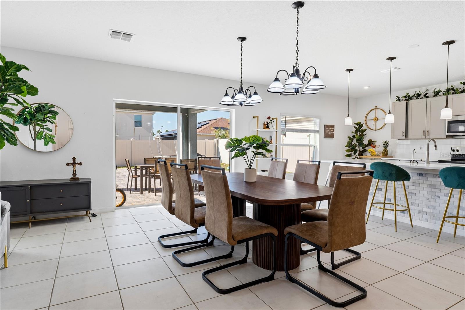 Image 6 of 49 For 5626 Costa Blanca Way