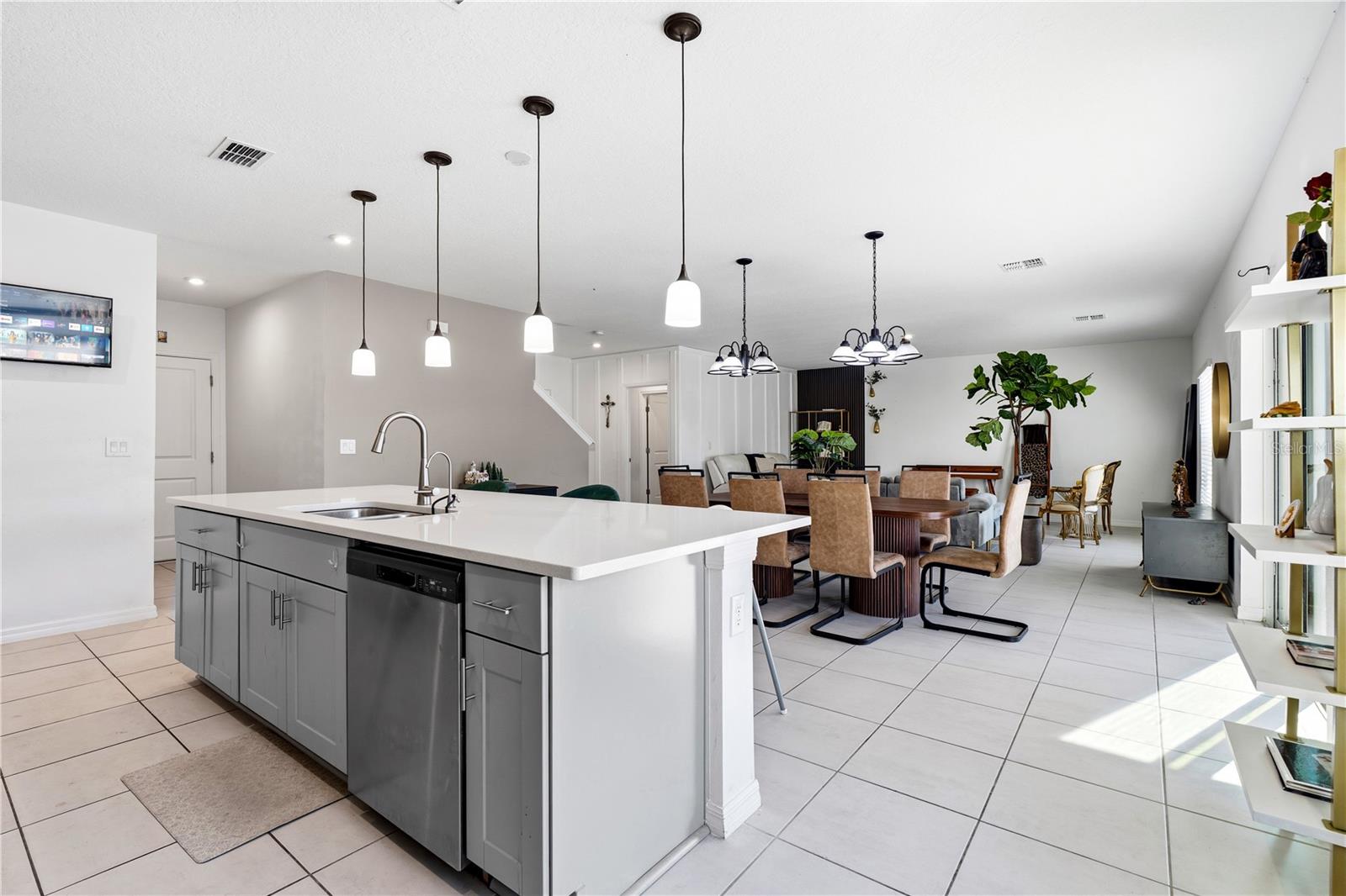 Image 8 of 49 For 5626 Costa Blanca Way