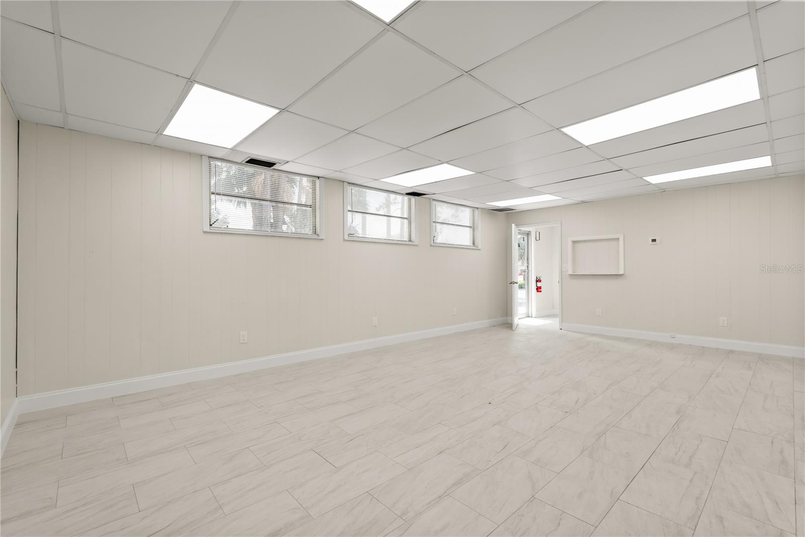 Image 6 of 11 For 260 Power Court