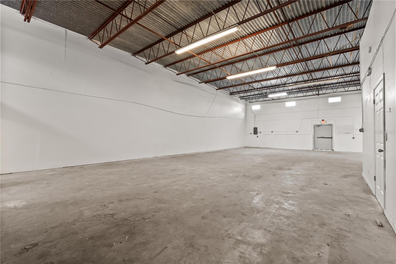 Image 9 of 11 For 260 Power Court