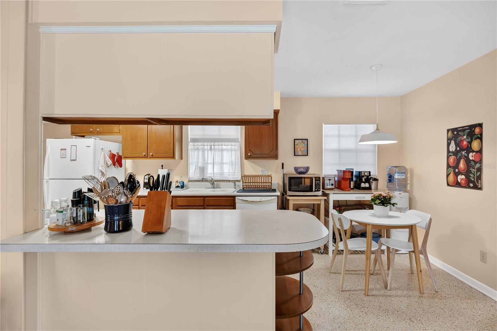 Image 13 of 37 For 5531 Chenault Avenue