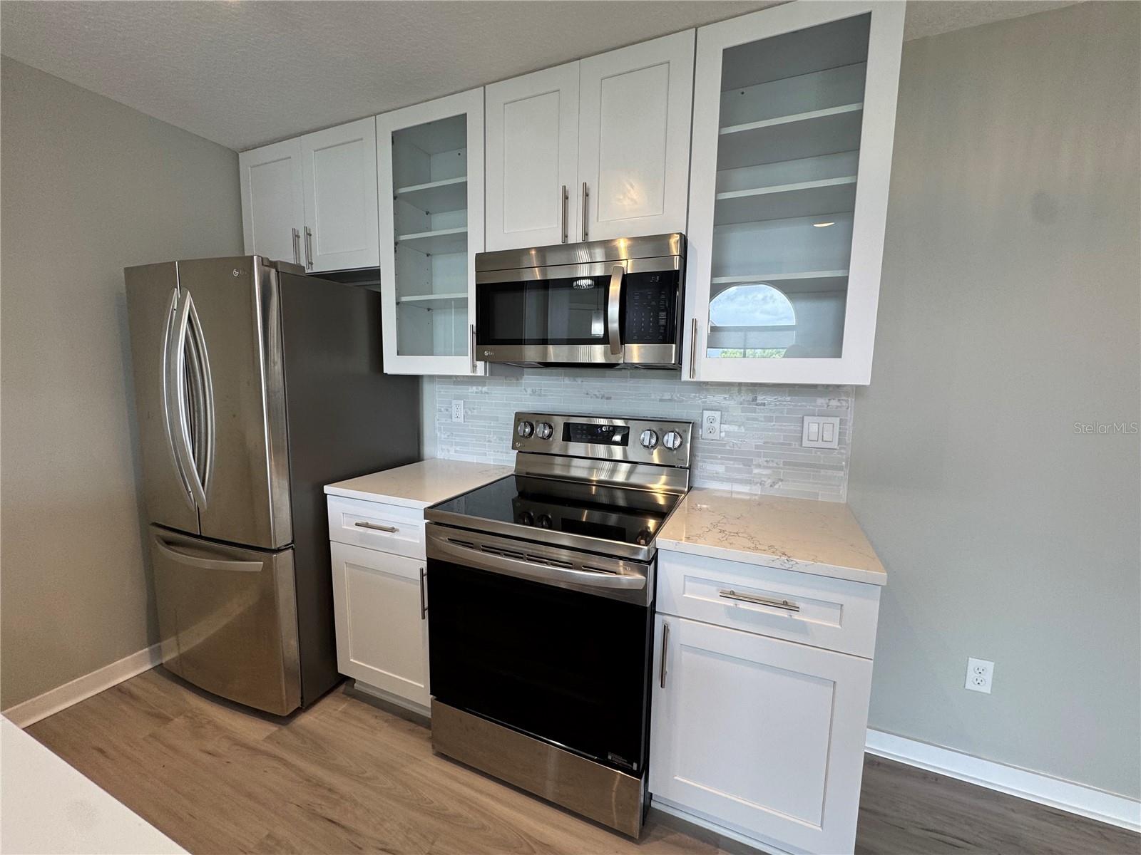 Image 11 of 44 For 2569 Grassy Point Drive 307