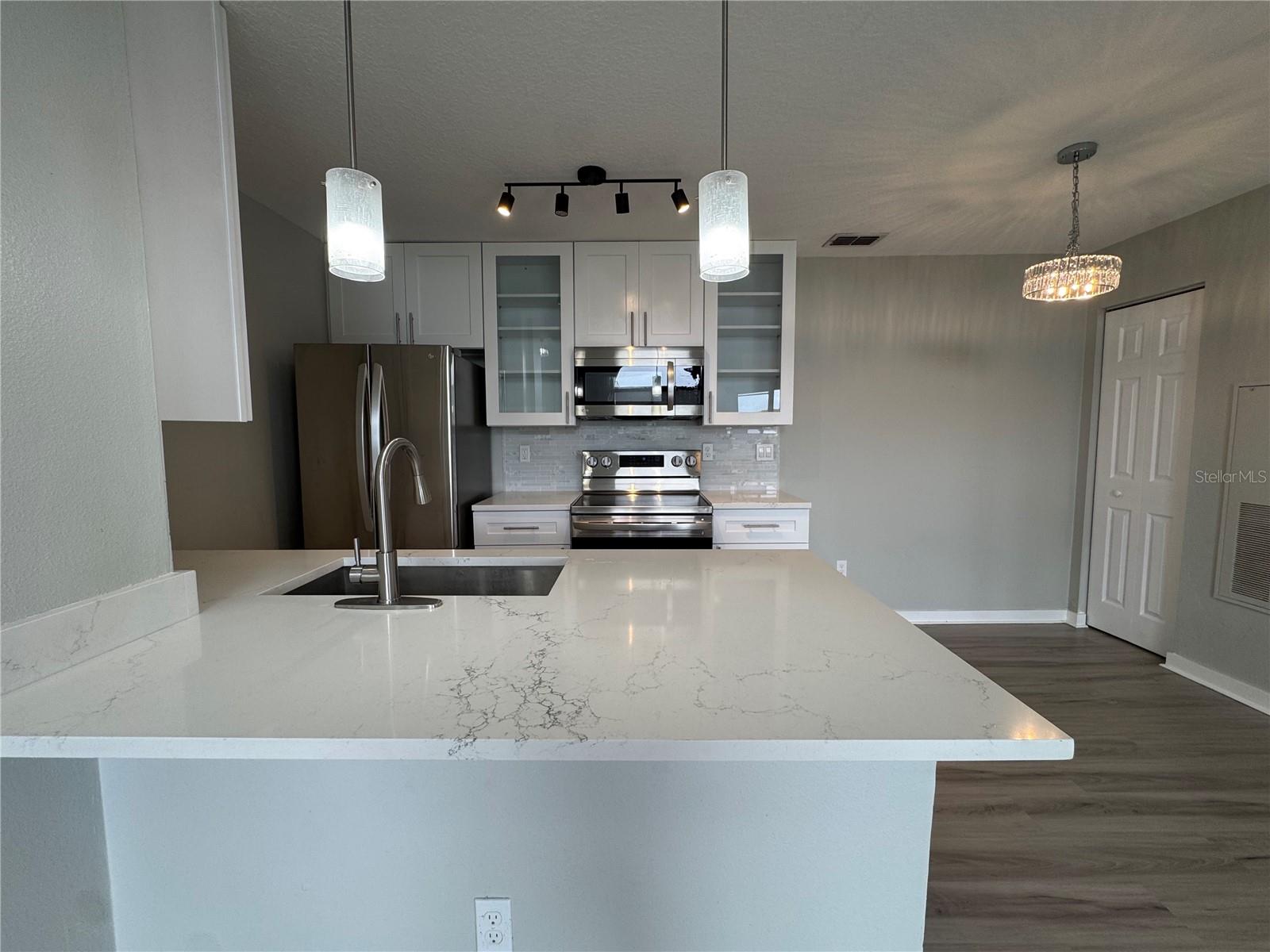 Image 24 of 44 For 2569 Grassy Point Drive 307