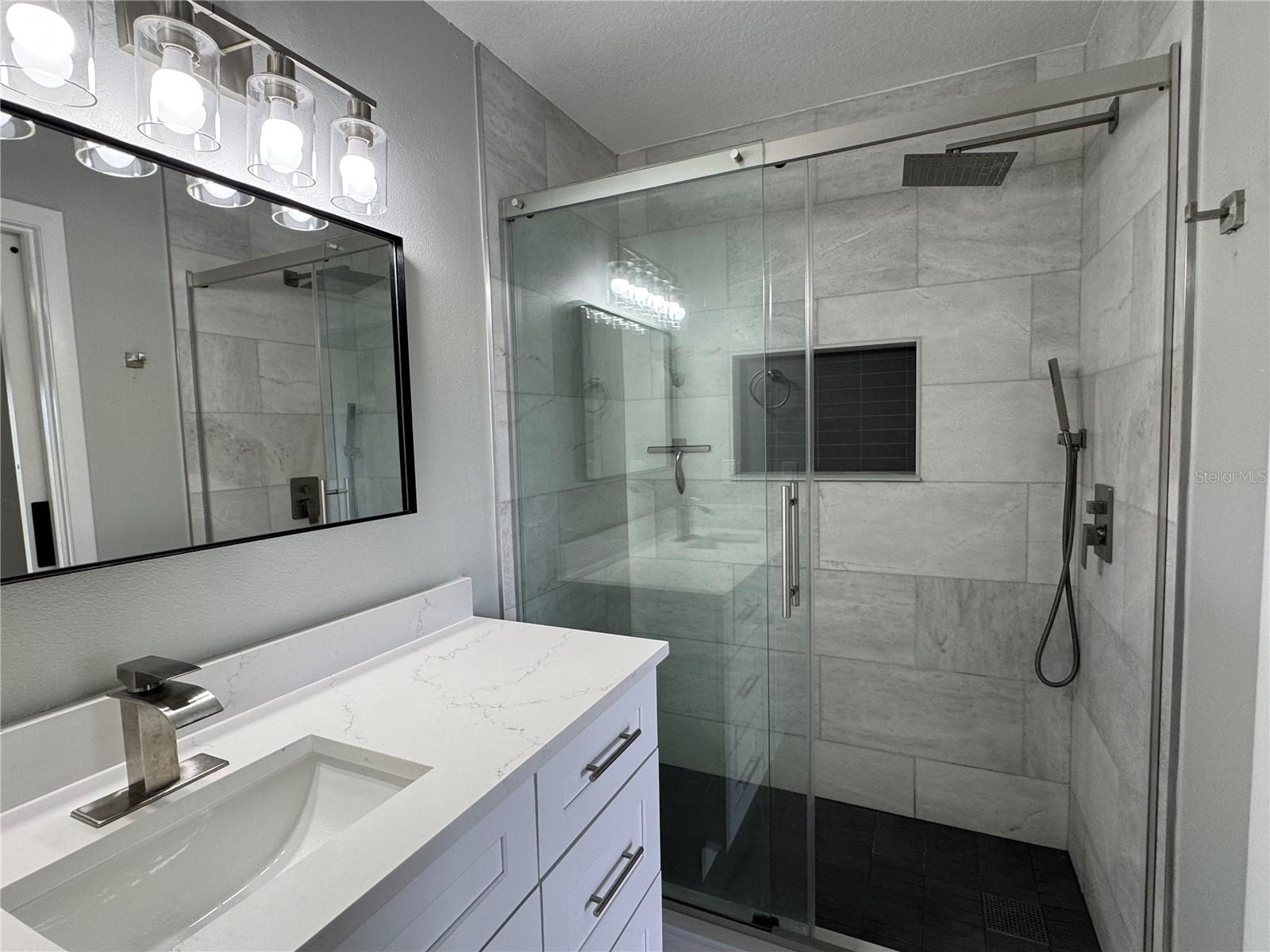 Image 31 of 44 For 2569 Grassy Point Drive 307