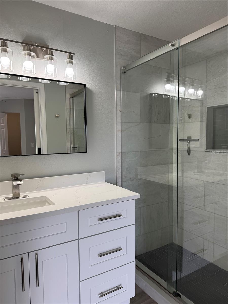 Image 32 of 44 For 2569 Grassy Point Drive 307