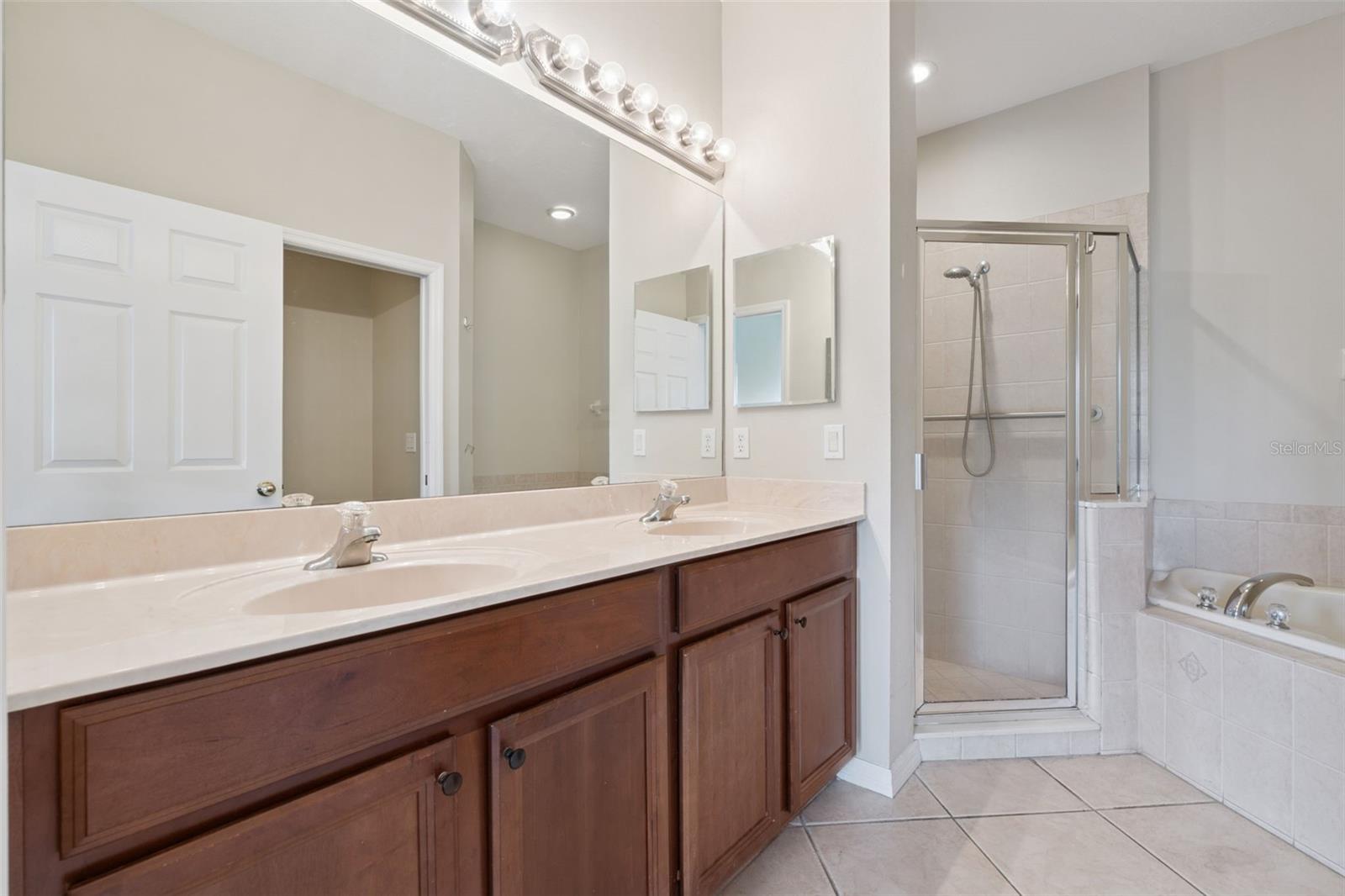 Image 27 of 69 For 1721 Travertine Terrace