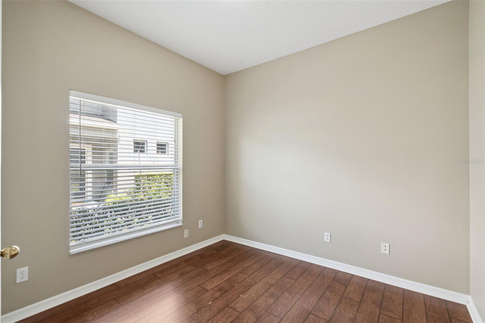 Image 36 of 69 For 1721 Travertine Terrace