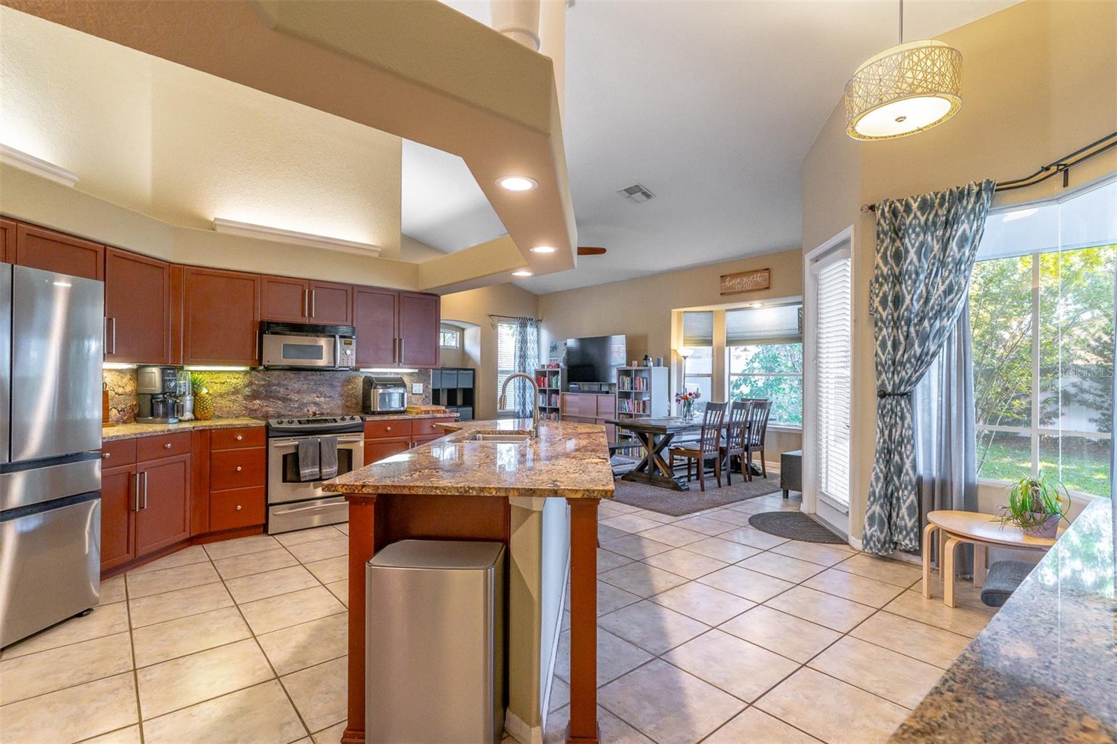 Image 12 of 42 For 987 Kerwood Circle