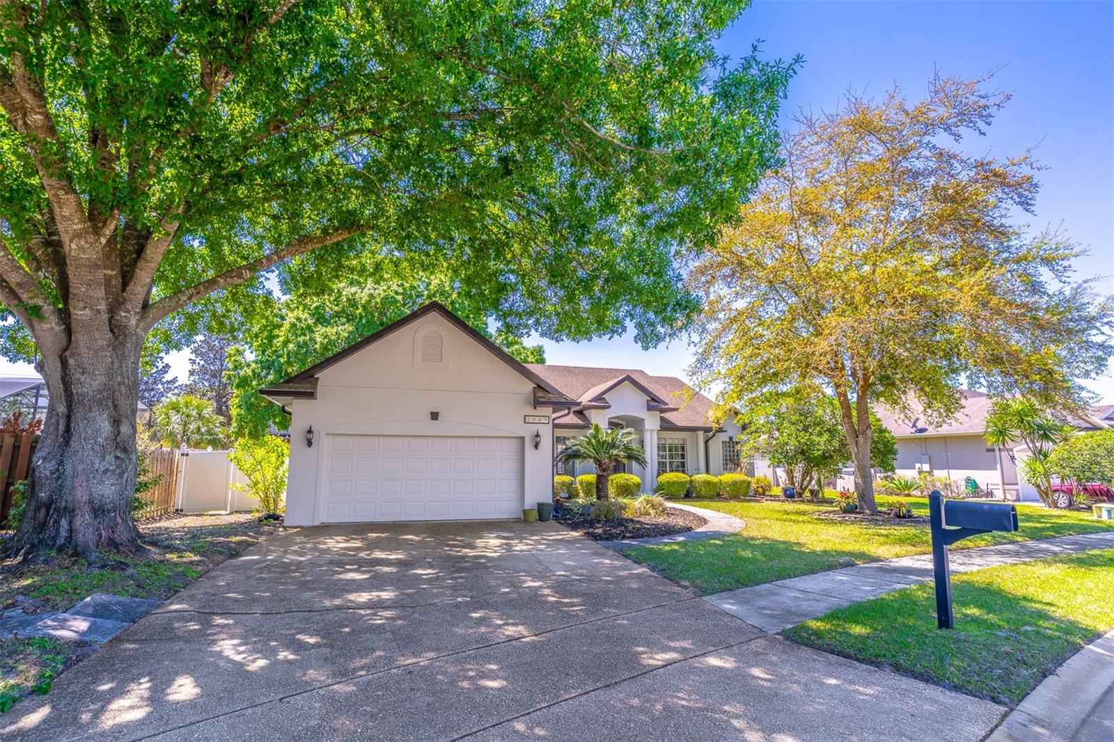 Image 2 of 42 For 987 Kerwood Circle