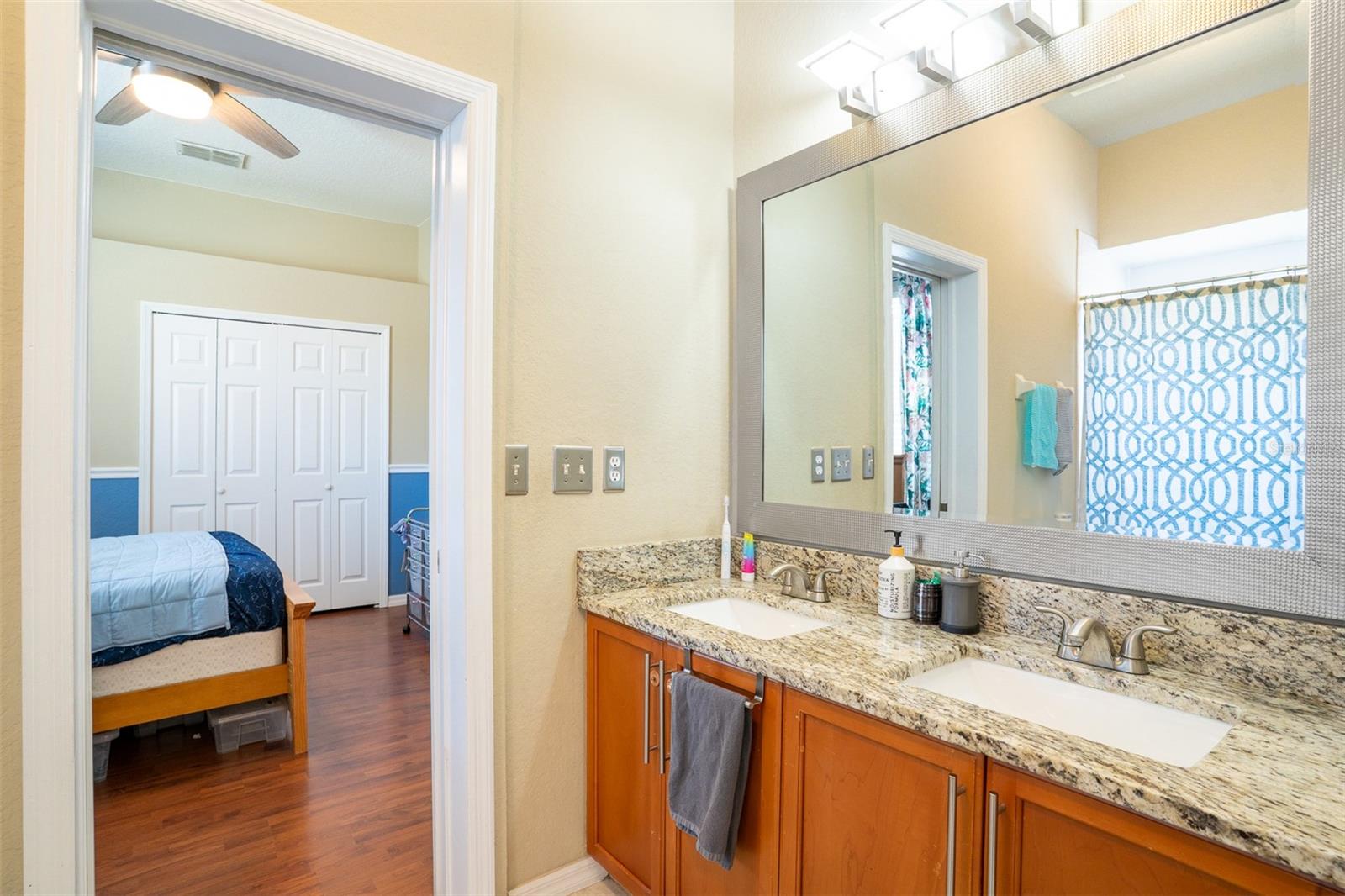 Image 27 of 42 For 987 Kerwood Circle