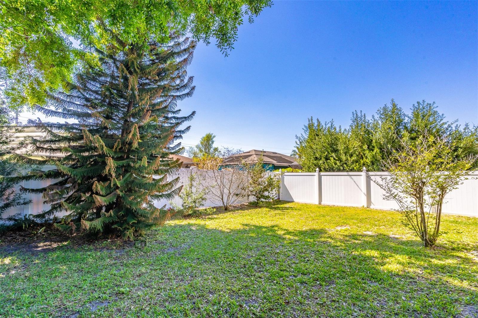 Image 34 of 42 For 987 Kerwood Circle