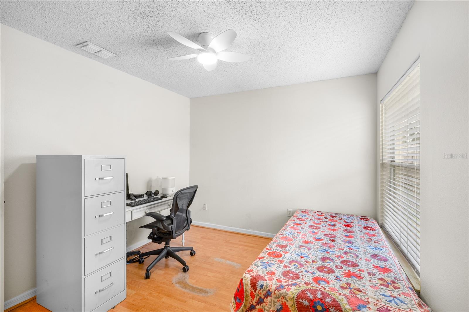 Image 24 of 38 For 1839 Queen Palm Drive