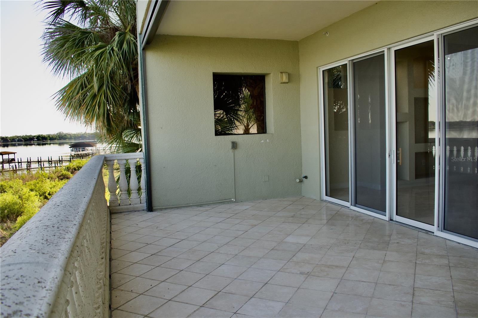 Image 14 of 24 For 8761 The Esplanade  6