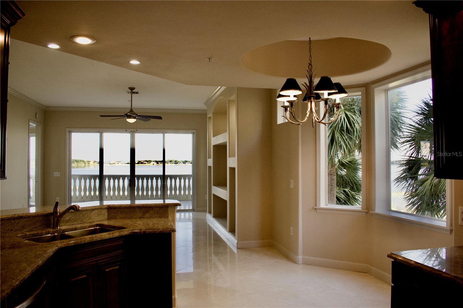 Image 5 of 24 For 8761 The Esplanade  6