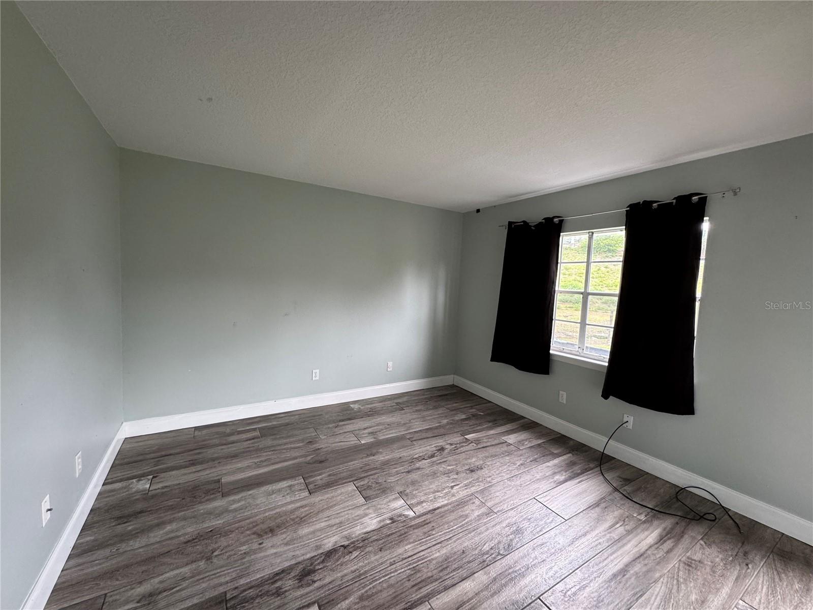 Image 10 of 19 For 313 Dirksen Drive F7