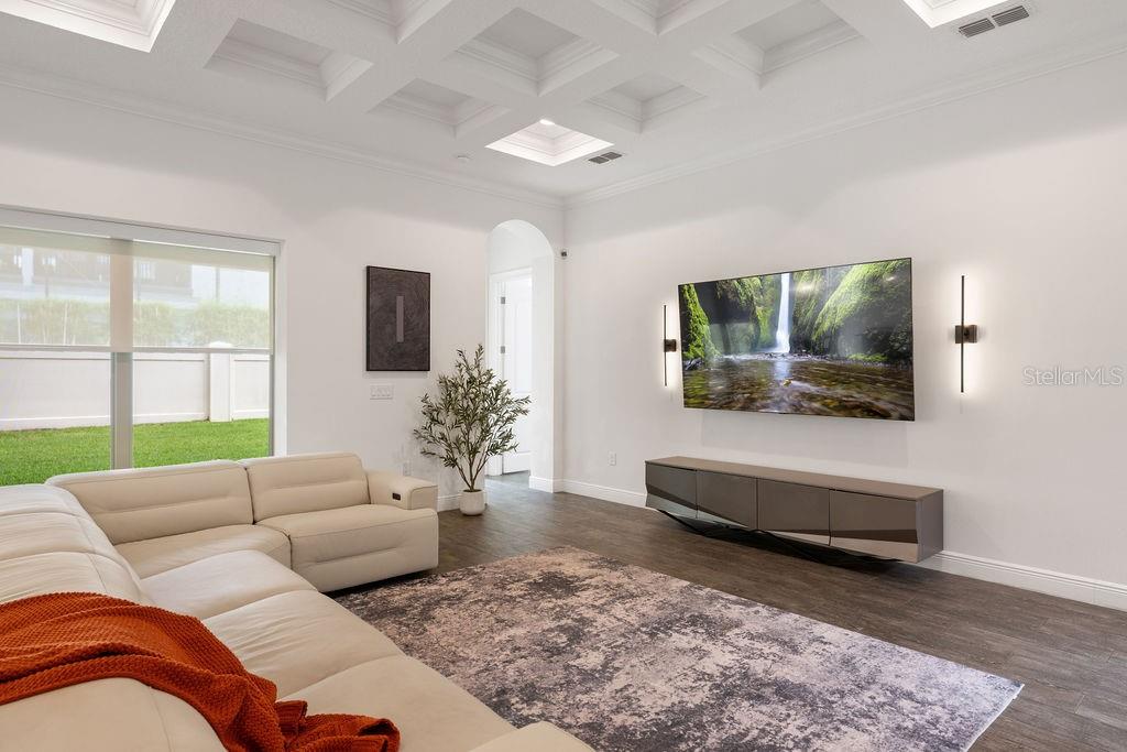 Image 11 of 49 For 706 Canopy Estates Drive