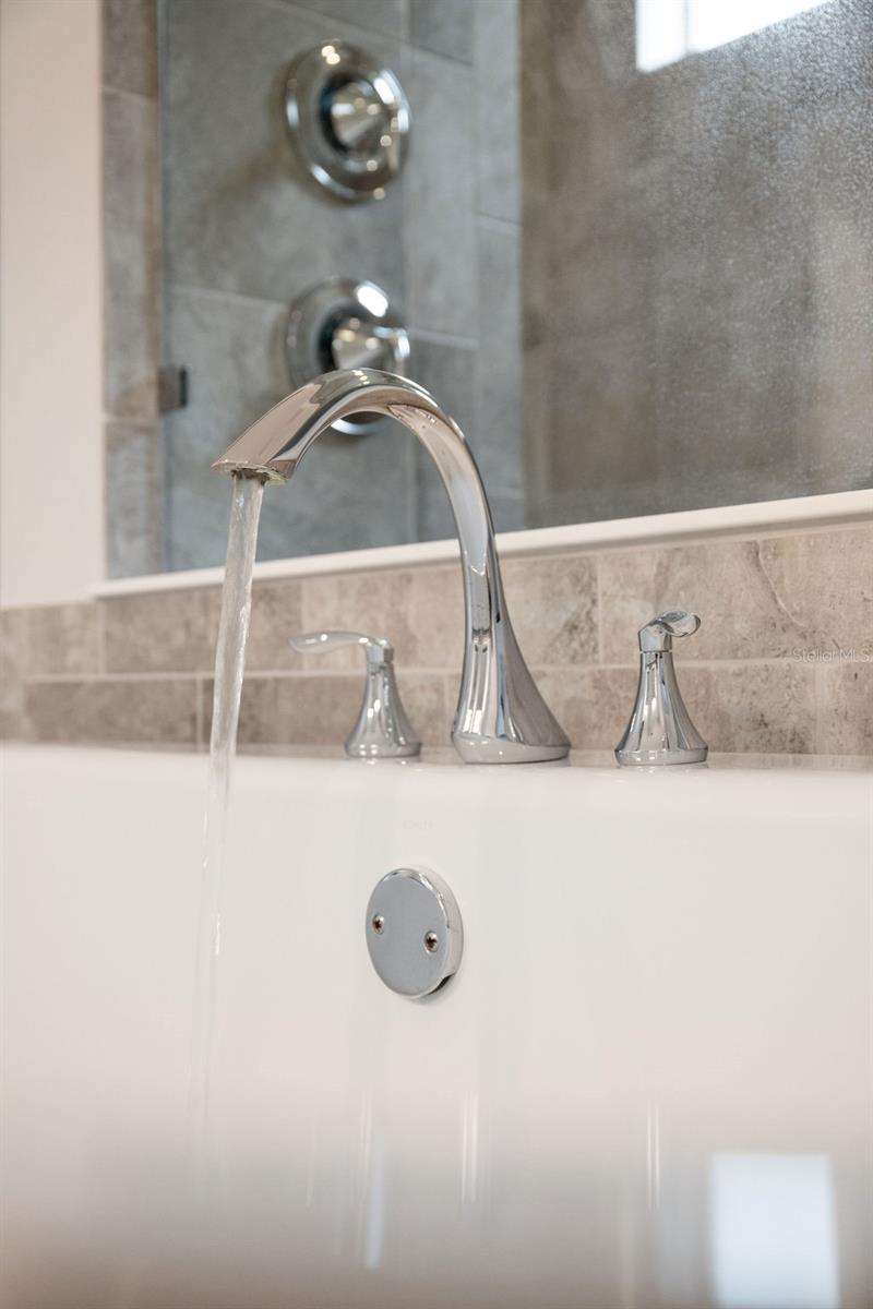 Image 26 of 49 For 706 Canopy Estates Drive