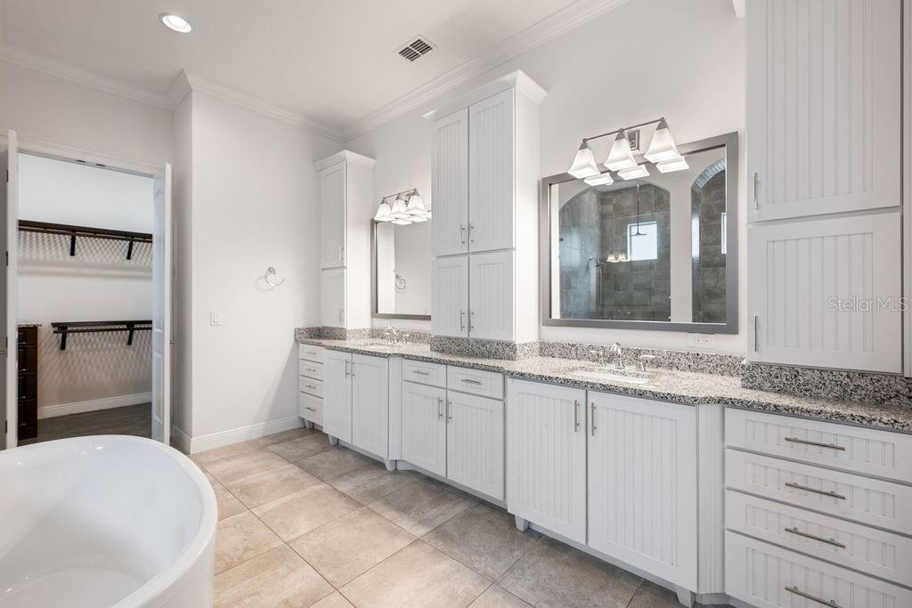 Image 27 of 49 For 706 Canopy Estates Drive