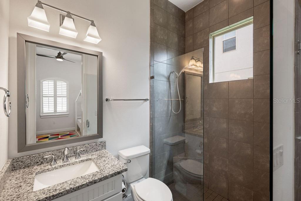 Image 32 of 49 For 706 Canopy Estates Drive