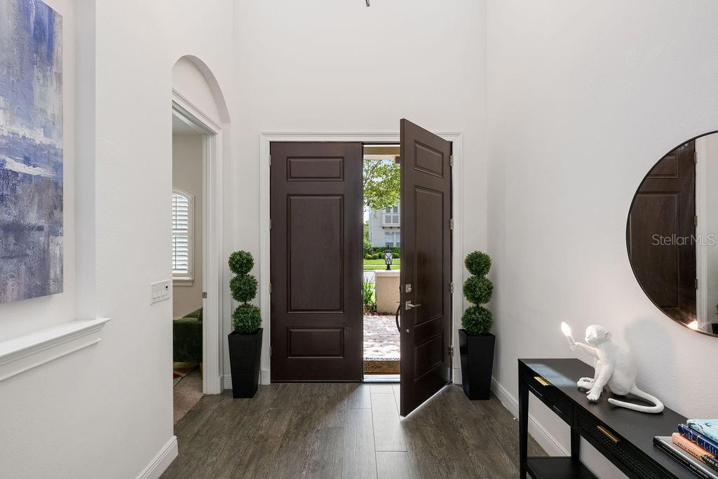 Image 4 of 49 For 706 Canopy Estates Drive