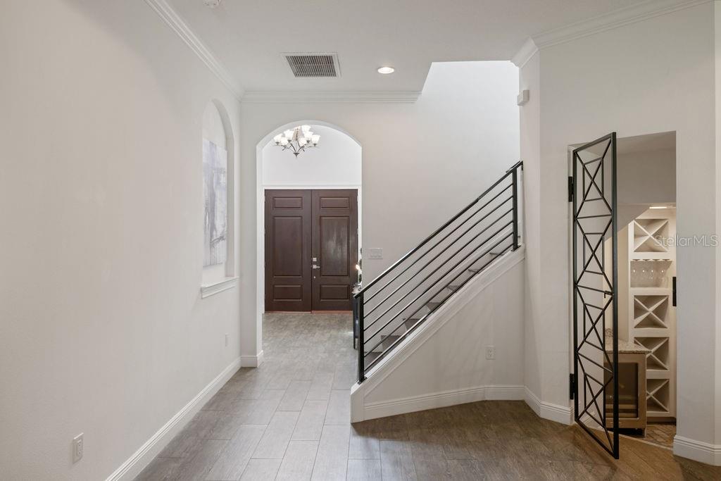 Image 6 of 49 For 706 Canopy Estates Drive